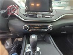 نيسان ألتيما